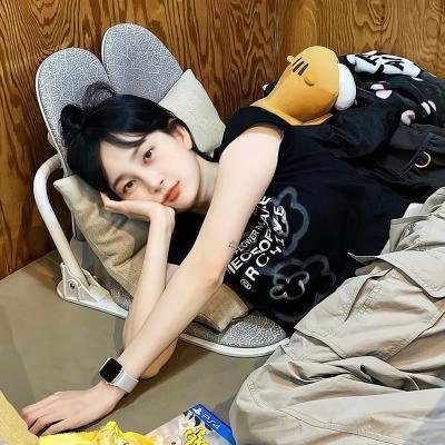 在凡妲的小房间里